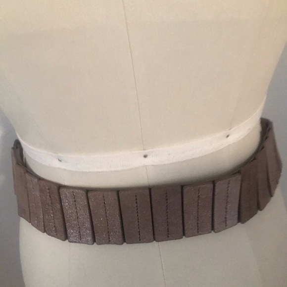 Chico’s Genuine Leather Metallic Belt - Picture 3 of 8